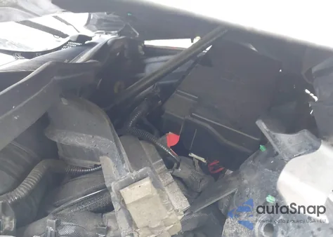 2018 Jeep Grand Cherokee Overland 4X4 z USA, uszkodzony, nr VIN 1C4RJFCG7JC341816